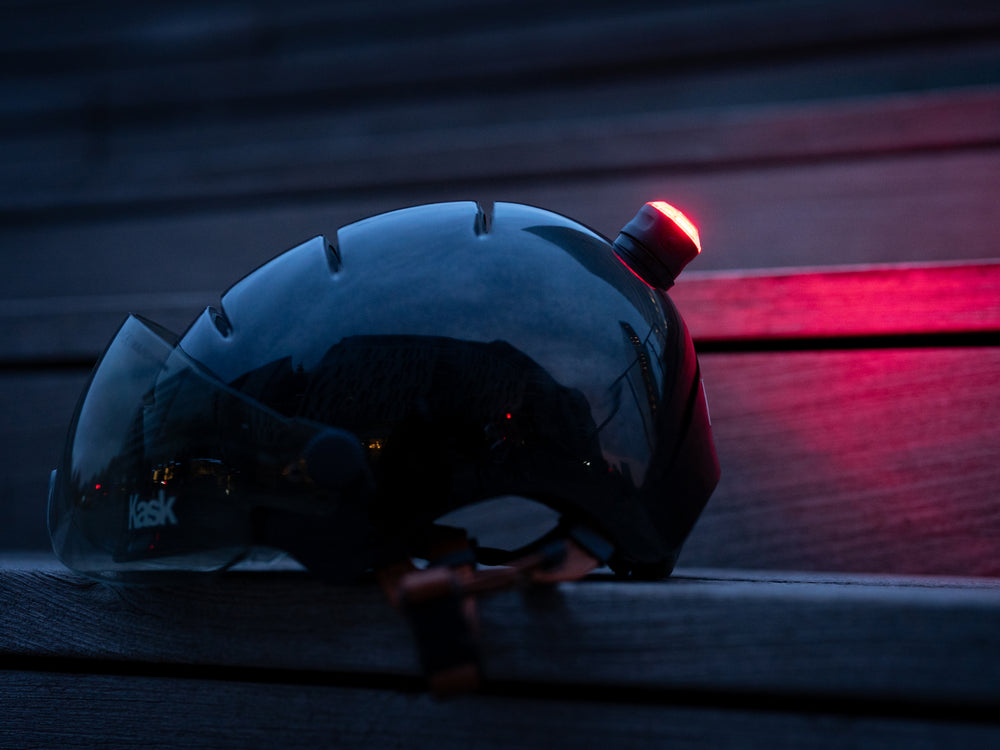 Soporte magnético universal para auriculares (luces no incluidas)