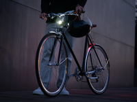 Mini luz frontal magnética