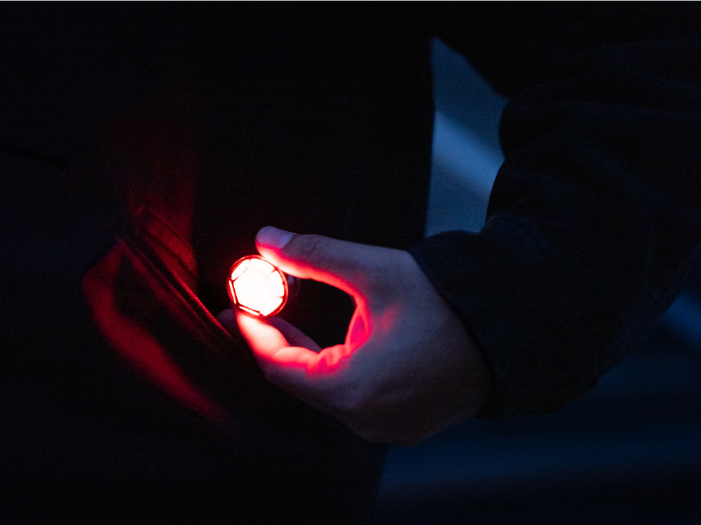 Mini luz trasera magnética