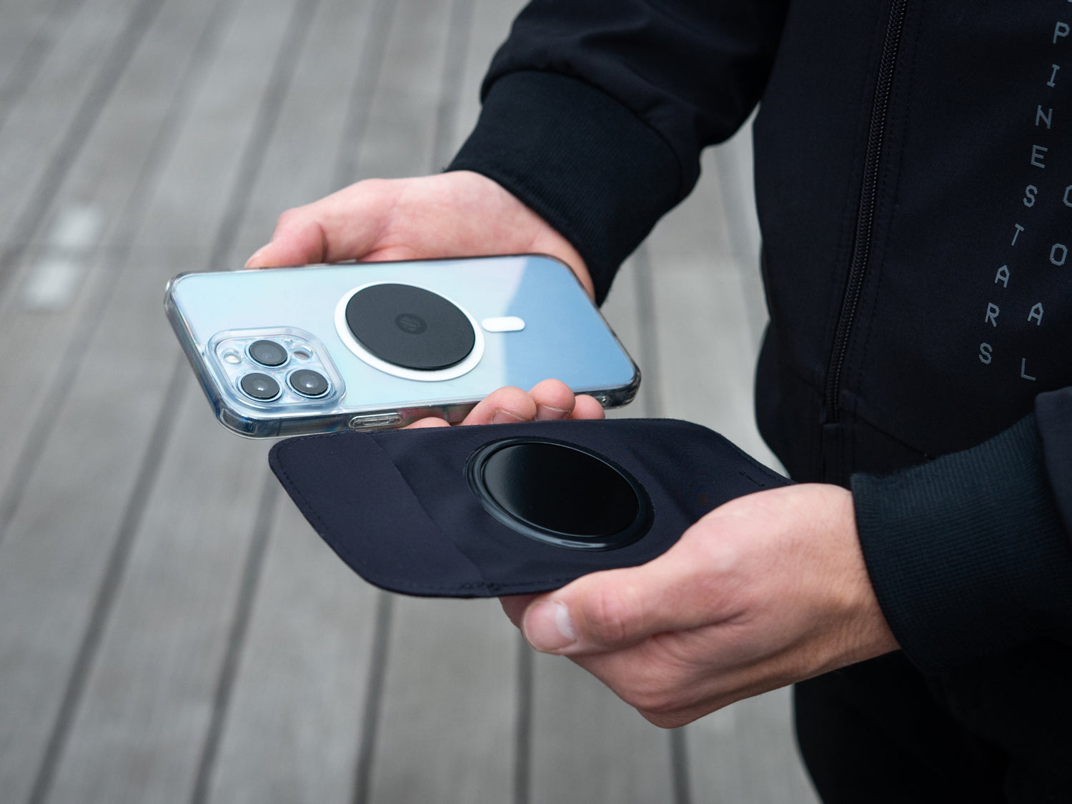 Placa metálica y funda táctil – Kit esencial bici Pro Shapeheart