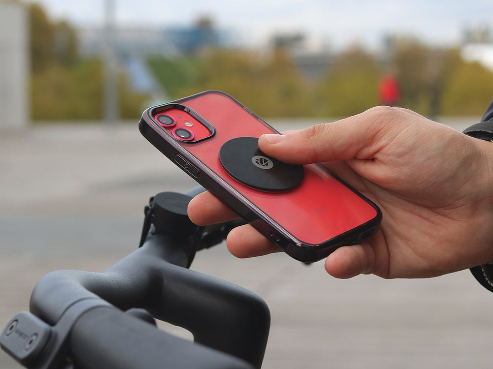 Soporte de teléfono para bicicleta con placa metálica