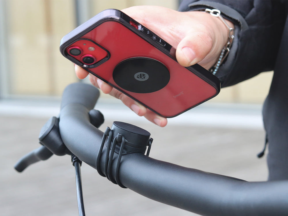 Soporte de teléfono para bicicleta con placa metálica